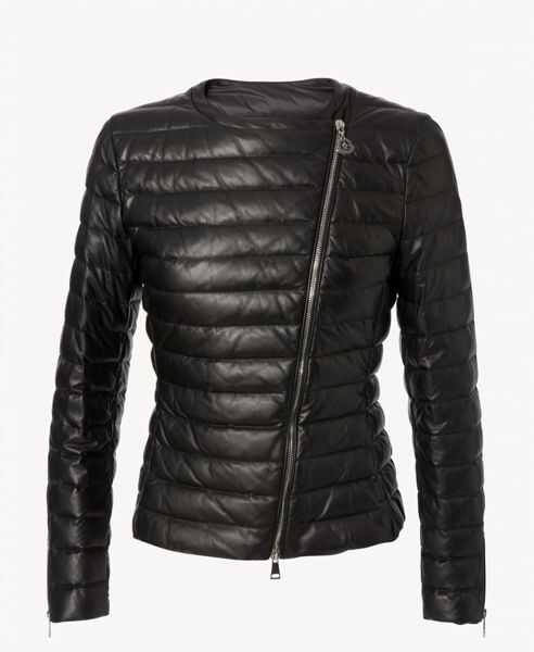 geci moncler produse in romania geci moncler produse in romania
