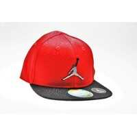 Sepci z Daszkiem Jordan Red/Blk Toodler Baieti