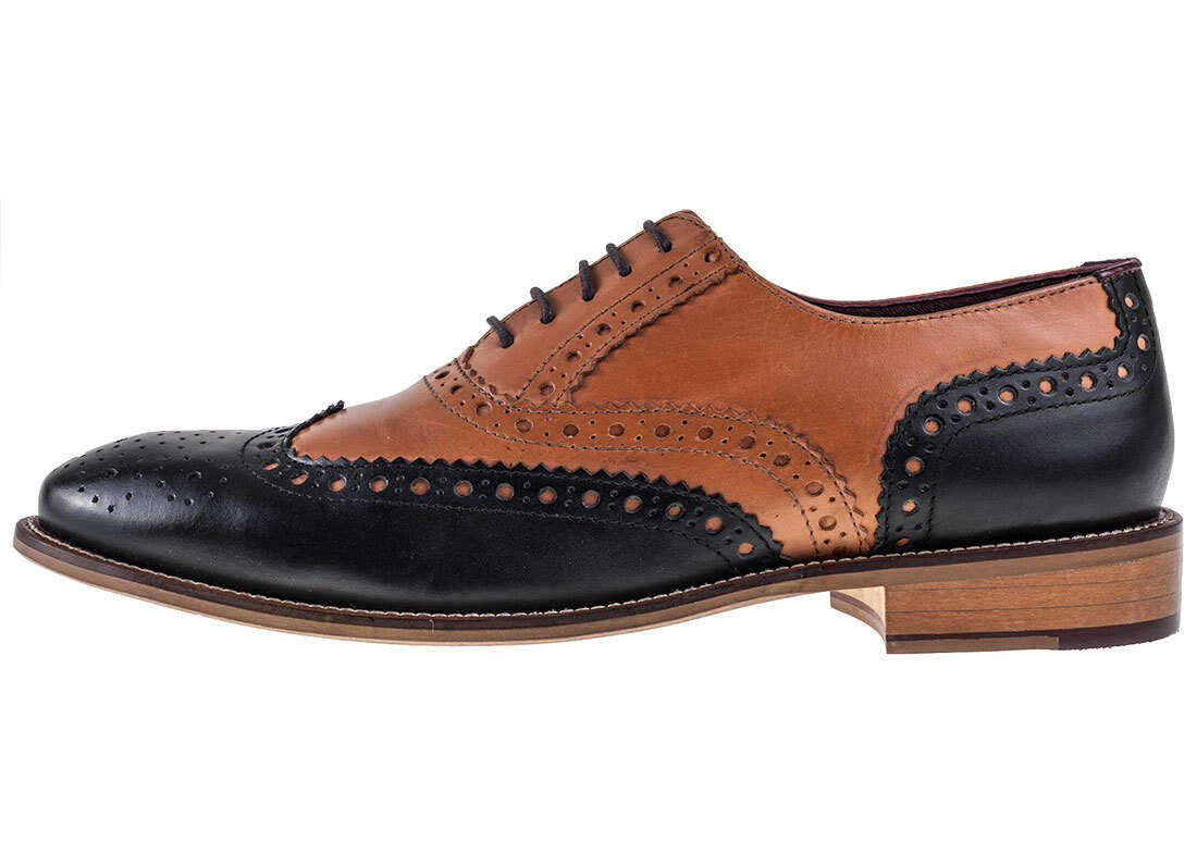 Pantof London Brogues Handcrafted Gatsby Brogues In Black Tan Black