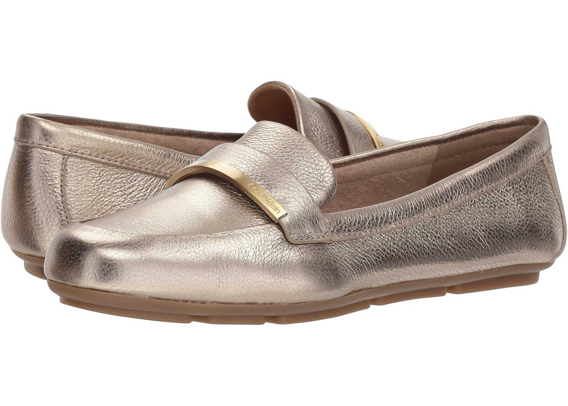 Mocasin Calvin Klein Lilliana Platinum Tumbled Metallic