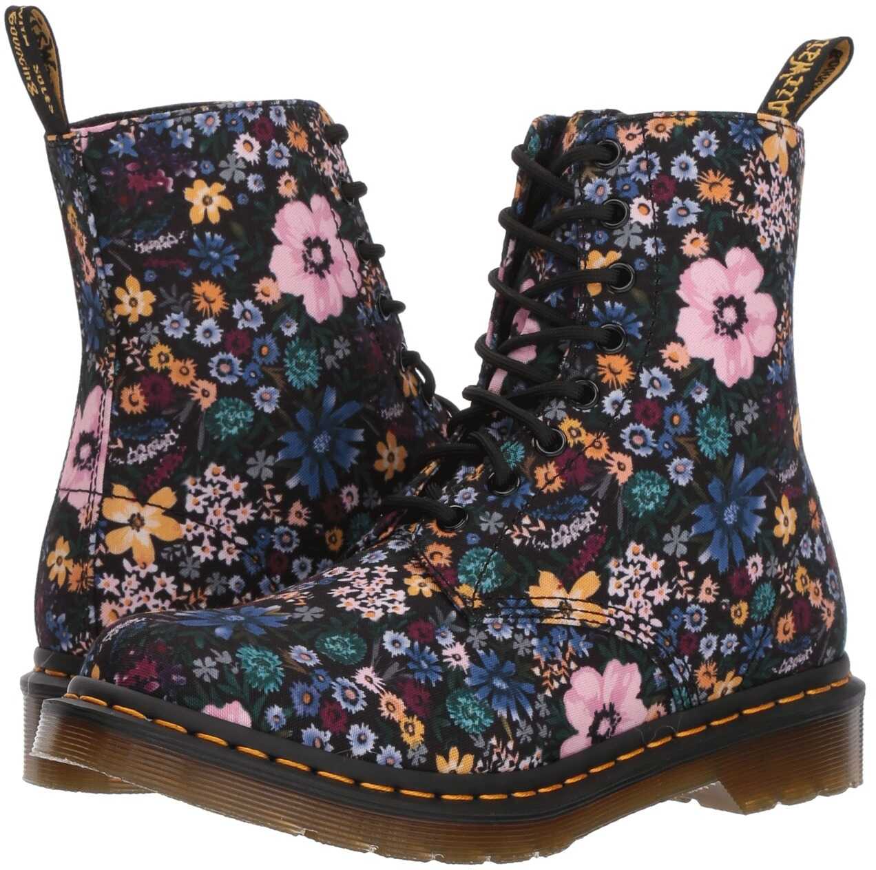 Gheata Dr. Martens Page Wanderlust Black/Mallow Pink Wanderlust T Canvas