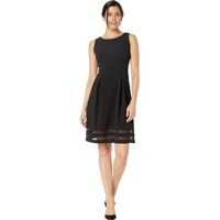 Rochii elegante Lace Hem Fit-and-Flare Dress Femei