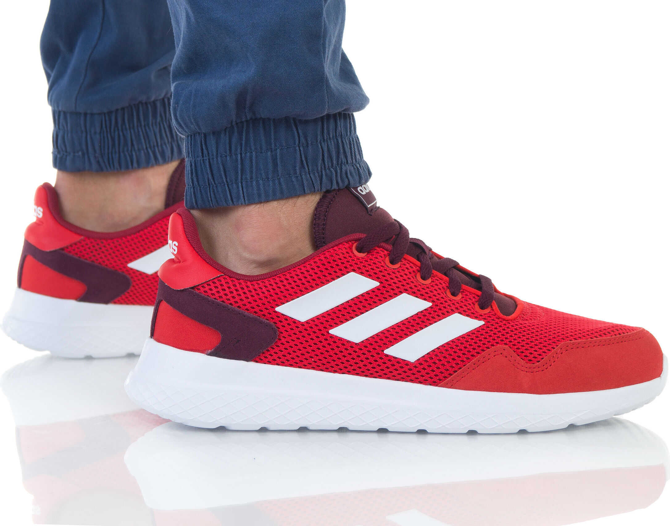 adidas Archivo Rosu