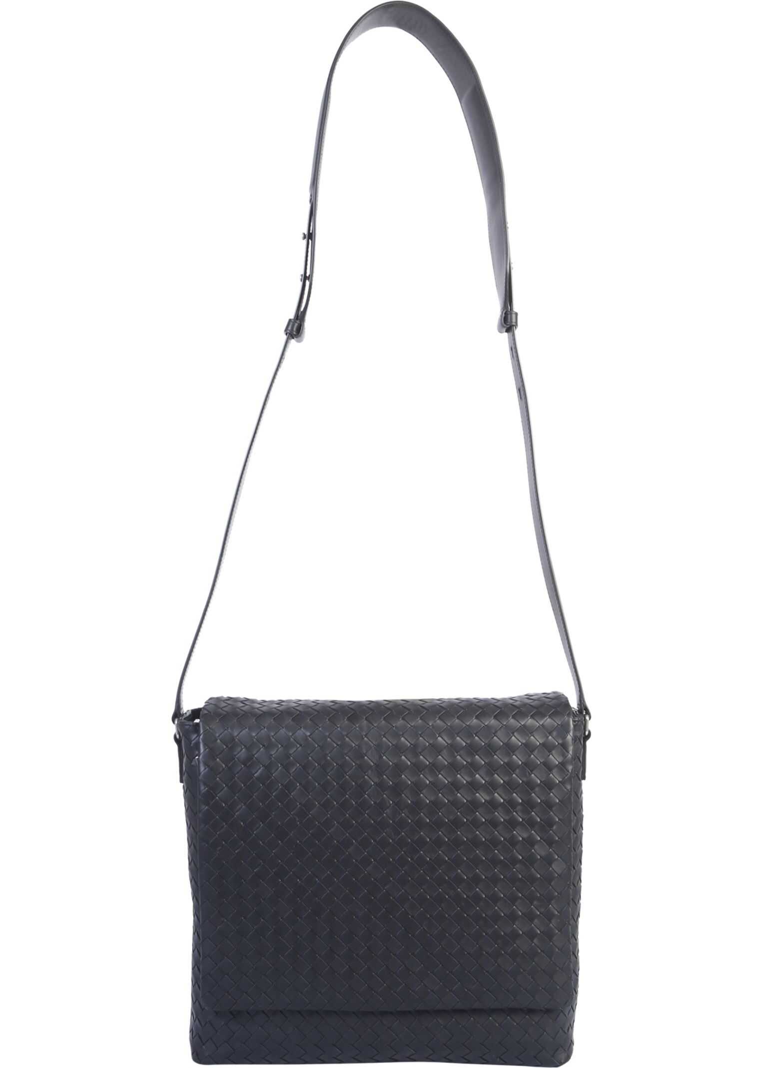 Bottega Veneta Medium Messenger Bag BLACK