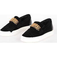 Pantofi slip-on Suede Slip On Sneakers with gold tone Chain Femei