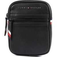 Genti tip postas Essential Compact Crossover Classic Side Bag In Black Barbati