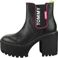 Ghete Chelsea Cleated Heel Chelsea Boots In Black Femei
