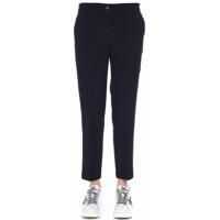 Pantaloni casual Chinos in technical material Femei