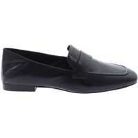 Mocasini Emory Loafers In Black Crinkled Leather Femei