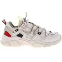 Sneakers City Voyager Sneakers In White Femei