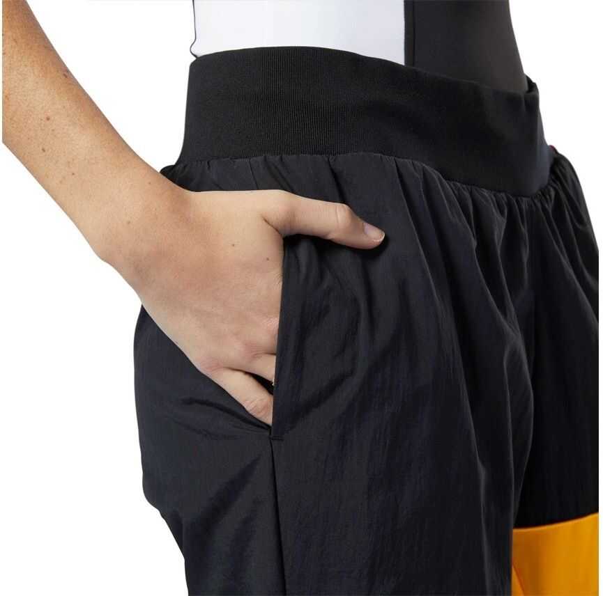 Pantaloni de trening Reebok Gigi Track Pants DY9375 Black Femei (BM 8034966) 7