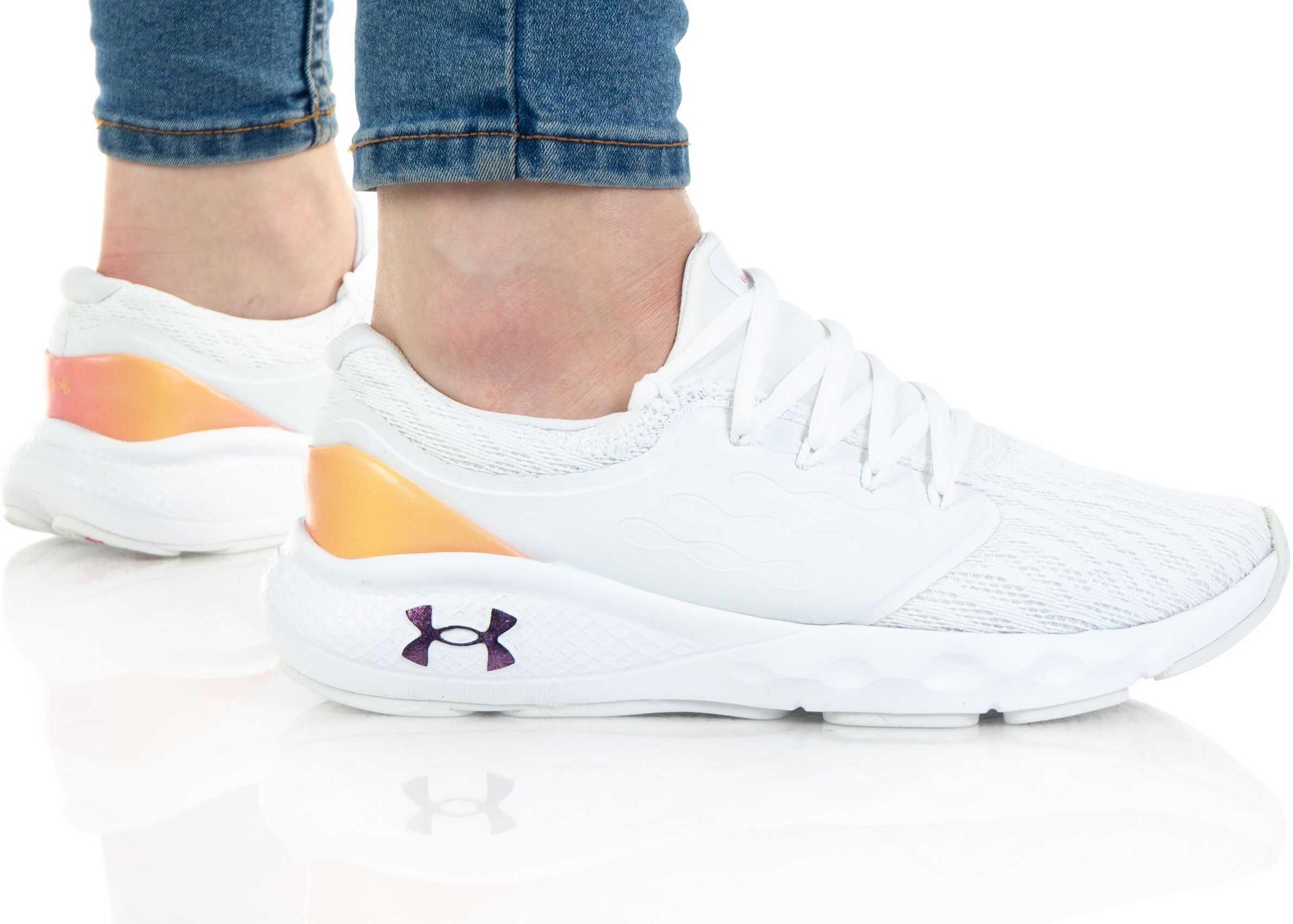 Under Armour Ua W Charged Vantage Clrshft Alb