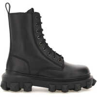 Ghete Valentino Garavani Leather Trackstud Combat Boots