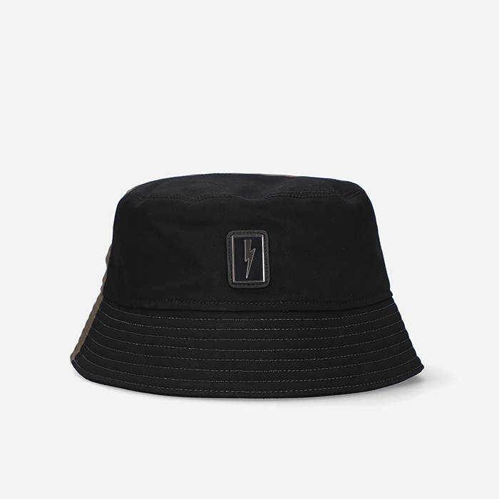 Neil Barrett Hat Enamel Badge Colour Block Bucket Hat BCP322B-S9508 3102 black