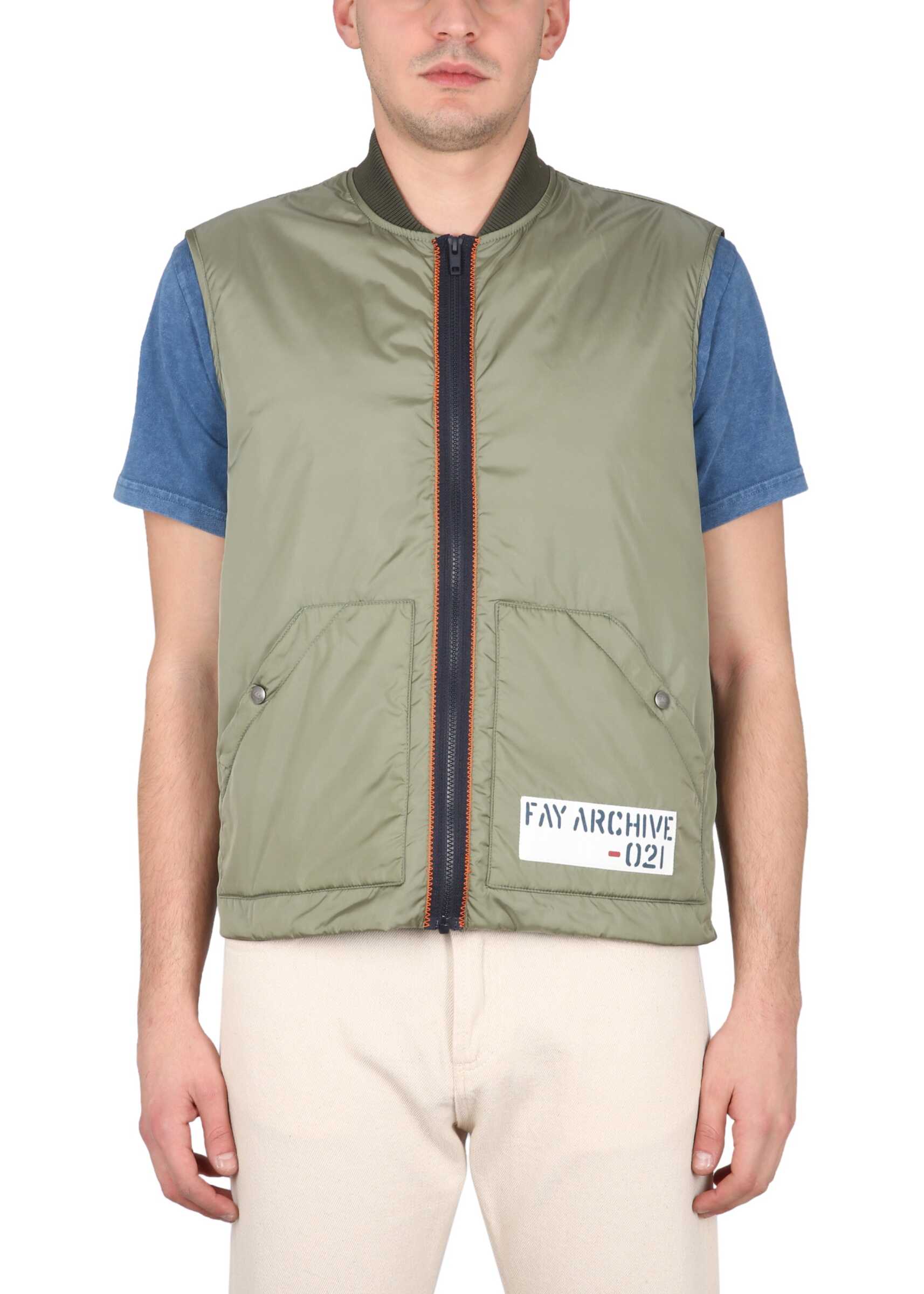 Fay Archive Vest. MILITARY GREEN Archive"